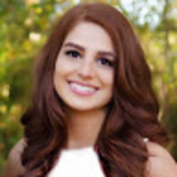 Meet your Posher, Stephanie - Picture 1 of 1